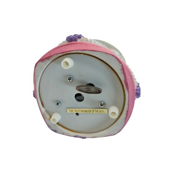 Love Birds Glitter Water Globe Musical Windup Works Resin Base Hand Painted - Picture 8 of 9